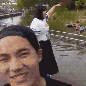 Big+splash_c5c1c5_5375517.gif