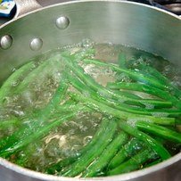 26 foods you should learn to cook. 1. A Deliciously Melty Grilled Cheese Serious Eats has a great step-by-step slideshow of how to make the ultimate grilled che