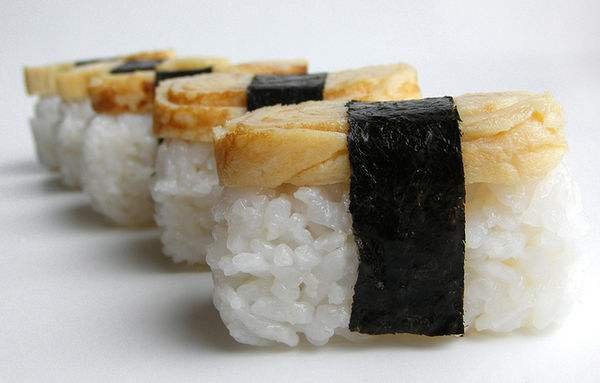 Japan Facts: Acceptable behaviors. 1.) Lift your plate It's okay to lift small plates and bowls when eating. It's also ok to sip Japanese soups directly from th