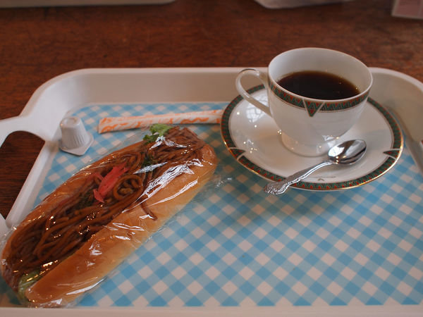 Japan and the sandwich. Japan has a wonderful way of taking foreign food and making it completely Japanese. Consider Japanese Sandwiches, everything from their 