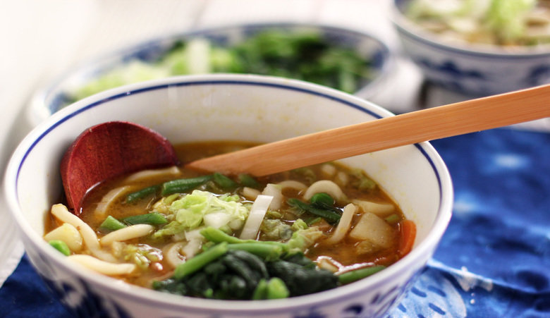 Japanese Facts Compilation Part 5. In the beginning of time there were maid cafes, we evolved to cat cafes and now we enter a new era of ultimate beta with “cud