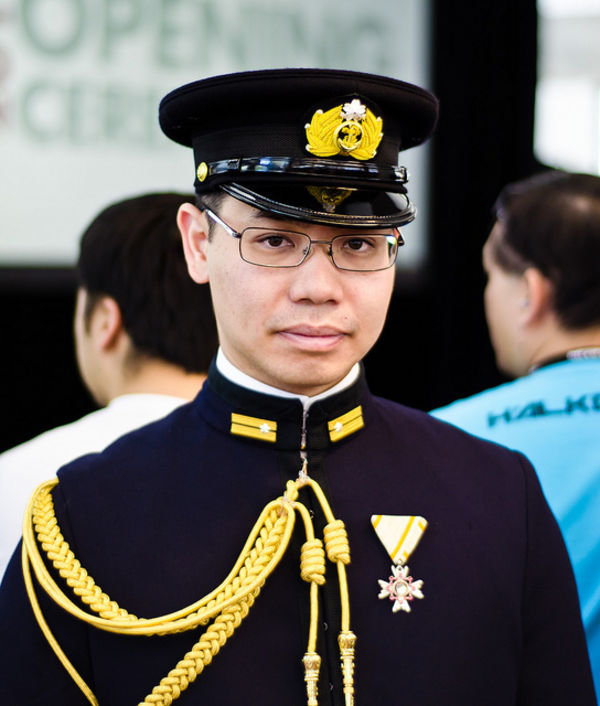 Japanese Otaku. 1. Anime / Manga Otaku Virtually everyone in Japan has read manga or watched anime at some point. However, some people are obsessed with it. 2. 