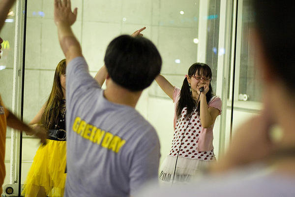 Japanese Otaku. 1. Anime / Manga Otaku Virtually everyone in Japan has read manga or watched anime at some point. However, some people are obsessed with it. 2. 