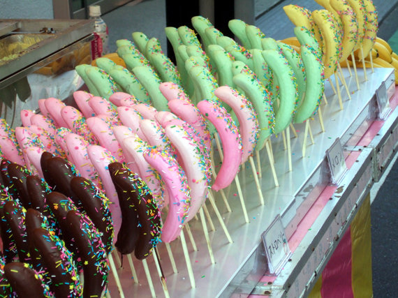 Japanese Food: Street Foods. 1. Yaki Imo Yaki Imo are baked sweet potatoes cooked over a wood fire. Yaki Imo trucks and carts fitted with wood stoves can be fou